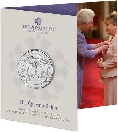 UK 2022 £5 The Queen's Reign Honours and Investitures Uncirculated Coin