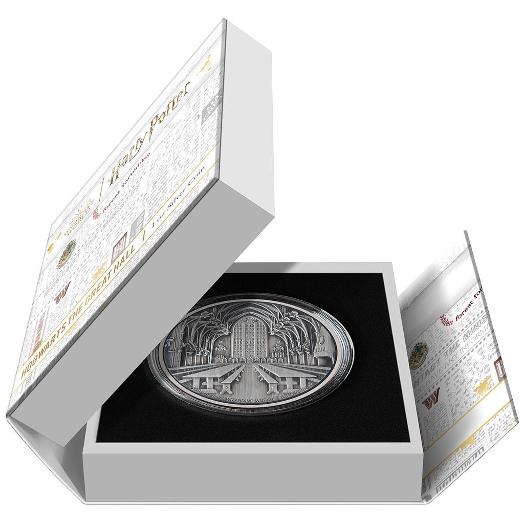Niue 2022 $2 Harry Potter Hogwarts The Great Hall 1oz Silver Antiqued Coin
