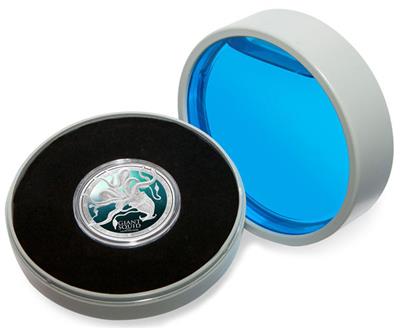 Niue 2015 $2 Ocean Predators Giant Squid 1oz Silver Coloured Proof Coin